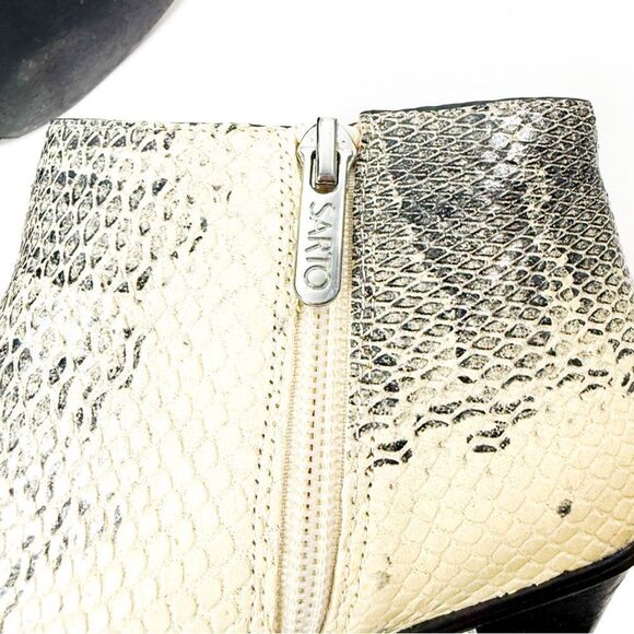 Franco Sarto Snakeskin Leather Booties | Size 6 | Pointed Toe UrbanWestern Style - Picture 7 of 9